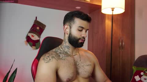 Mark online show from December 5, 2025, 12:30 am