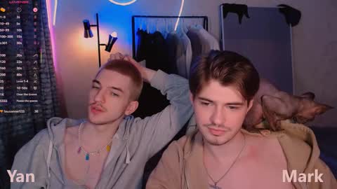 Snapshot of mark_sun chatting on November 19, 2025, 6:19 pm Mark online show from November 19, 2025, 6:19 pm