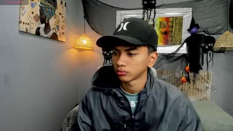 markbowie online show from October 21, 2025, 11:33 am