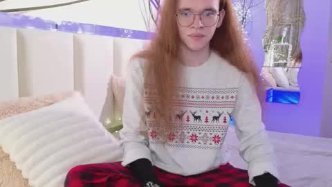 Mark online show from December 5, 2025, 10:57 am