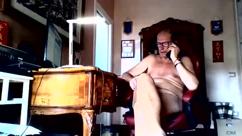 Snapshot of markmarkmark00 chatting on May 28, 2026, 2:14 pm markmarkmark00 online show from May 28, 2026, 2:14 pm