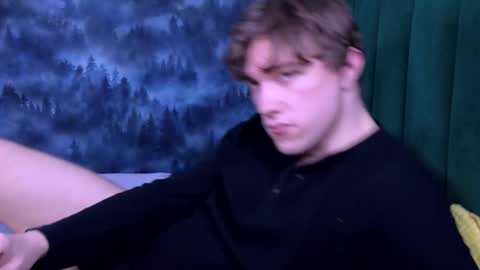 markshot_ online show from December 2, 2025, 5:30 pm