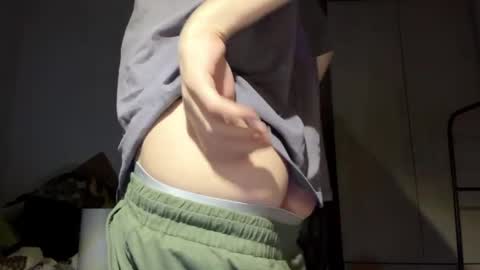 Mark online show from April 20, 2026, 7:04 pm