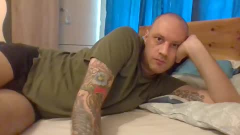 markus_7 online show from September 14, 2025, 1:43 pm