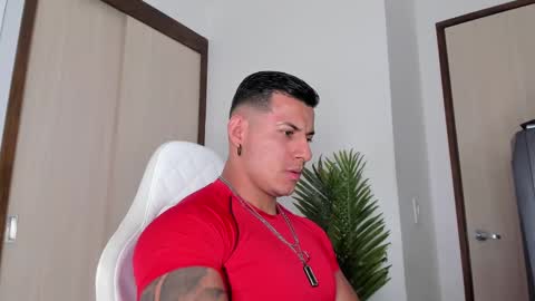 markus... Y online show from February 4, 2025, 9:52 pm