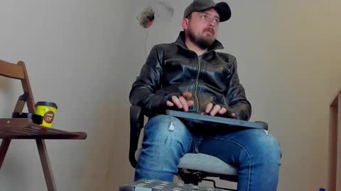 MARK online show from November 19, 2025, 11:27 pm