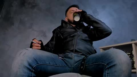 MARK online show from April 21, 2026, 12:00 pm