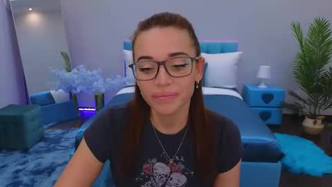 MarlaDewis online show from October 4, 2025, 1:53 pm