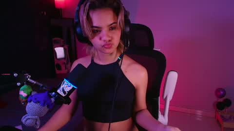 Snapshot of marlena3312 chatting on April 22, 2026, 2:07 pm Marlena online show from April 22, 2026, 2:07 pm