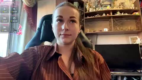 Snapshot of marlenahuit chatting on July 18, 2026, 3:49 pm Lena online show from July 18, 2026, 3:49 pm