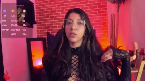 Snapshot of marllena chatting on September 11, 2025, 11:54 am mar online show from September 11, 2025, 11:54 am