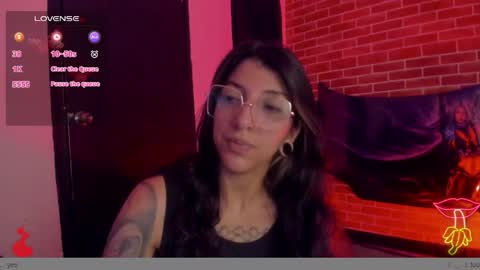 Snapshot of marllena chatting on September 29, 2025, 12:10 pm mar online show from September 29, 2025, 12:10 pm