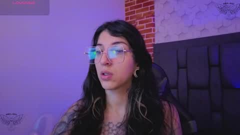 Snapshot of marllena chatting on February 17, 2026, 11:50 am mar online show from February 17, 2026, 11:50 am