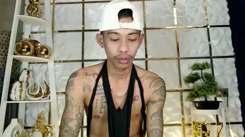 marlmoreno10 online show from January 8, 2026, 3:20 am