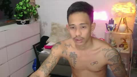 Snapshot of marlmoreno10 chatting on April 12, 2026, 6:29 am marlmoreno10 online show from April 12, 2026, 6:29 am