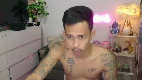Snapshot of marlmoreno10 chatting on April 17, 2026, 12:35 am marlmoreno10 online show from April 17, 2026, 12:35 am