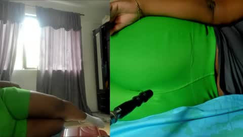 Snapshot of marlyn_black chatting on April 25, 2026, 6:49 pm marlyn_black online show from April 25, 2026, 6:49 pm