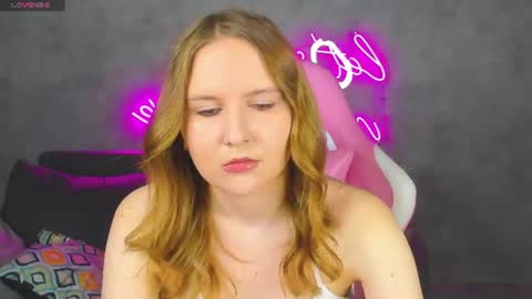 Snapshot of marlyn_owen chatting on June 15, 2026, 12:57 am Emmaa online show from June 15, 2026, 12:57 am