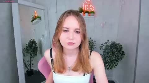 Snapshot of marlyn_owen chatting on July 31, 2026, 8:58 am Emmaa online show from July 31, 2026, 8:58 am