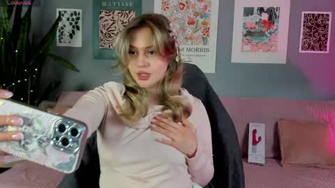 Snapshot of marmel199 chatting on May 11, 2026, 10:21 am Liza online show from May 11, 2026, 10:21 am