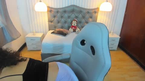 Marnie online show from December 11, 2024, 7:46 pm