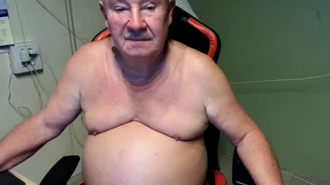 new hot sexy pics and videos of me and my partner on  online show from February 3, 2025, 7:10 pm