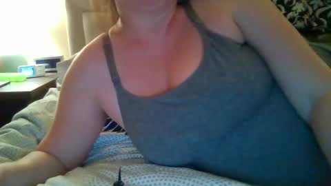 Jess and Nick online show from December 23, 2024, 3:29 am