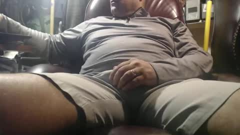 only fans marrieddad19751975 online show from April 20, 2026, 2:03 am