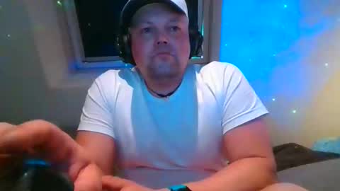 mars0481 online show from October 2, 2025, 10:44 am