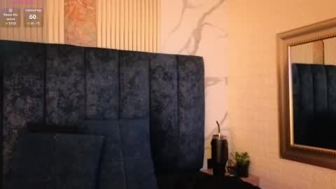 marscarlett online show from April 23, 2026, 11:42 am