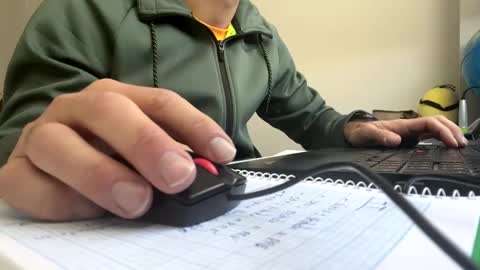 Snapshot of marsupilami_82_ chatting on November 27, 2025, 9:55 am marsupilami_82_ online show from November 27, 2025, 9:55 am