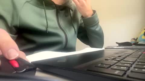 Snapshot of marsupilami_82_ chatting on February 19, 2026, 10:33 am marsupilami_82_ online show from February 19, 2026, 10:33 am