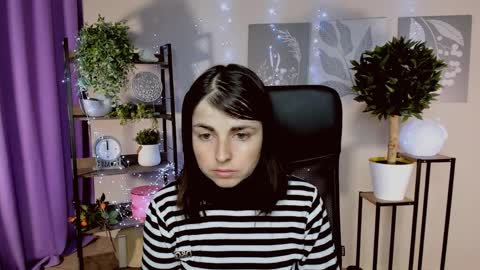 martaedams online show from April 7, 2026, 6:14 am