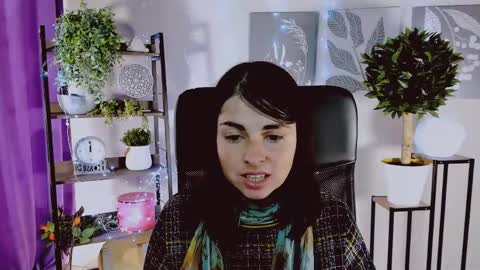 martaedams online show from April 14, 2026, 6:52 am