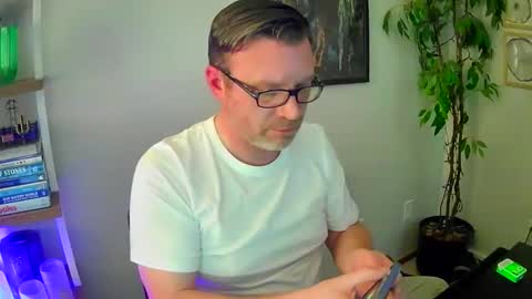 martcb1313 online show from April 20, 2026, 3:53 am