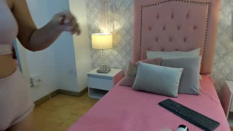 marthina_adams online show from December 1, 2025, 11:37 am