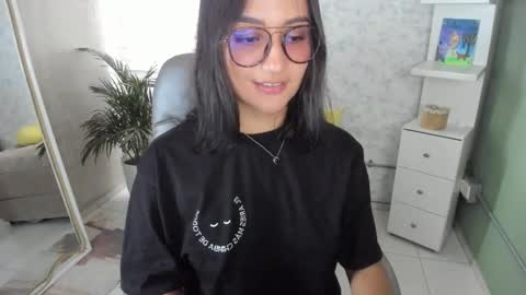 Martina online show from September 8, 2025, 7:46 pm