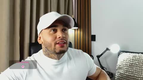 Snapshot of martin_colby05 chatting on June 6, 2026, 7:40 pm ONLYFANS Sotoandres modelo independiente online show from June 6, 2026, 7:40 pm