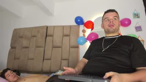 martin_ferrer online show from July 7, 2026, 7:23 am