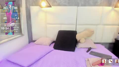 Martina  online show from April 12, 2026, 12:43 pm