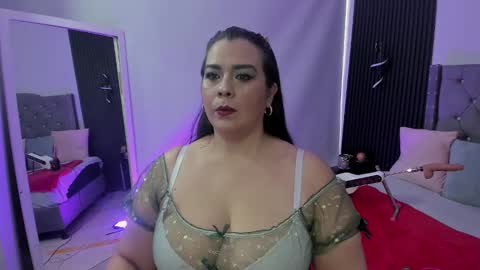   MARTINA   online show from November 22, 2025, 12:15 pm