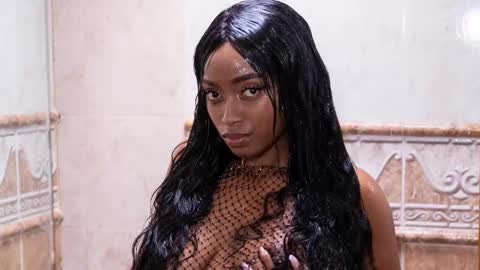 Laura online show from January 11, 2026, 7:19 pm