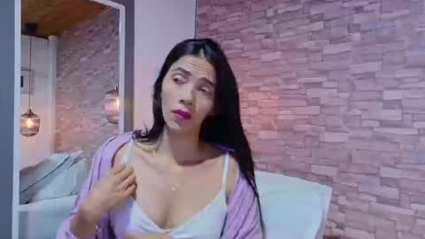 Martina online show from March 21, 2026, 2:42 pm