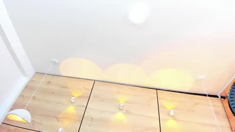 martina touss  online show from January 28, 2025, 7:53 pm