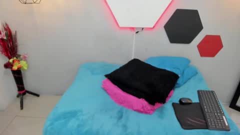 Martina online show from February 23, 2025, 10:49 am