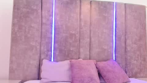 Martina Garcia online show from March 9, 2025, 7:15 pm