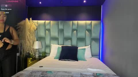 Martina Garcia online show from September 10, 2025, 11:32 am