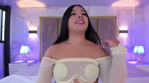Snapshot of martinagarcia__ chatting on July 3, 2026, 7:31 pm Martina Garcia online show from July 3, 2026, 7:31 pm
