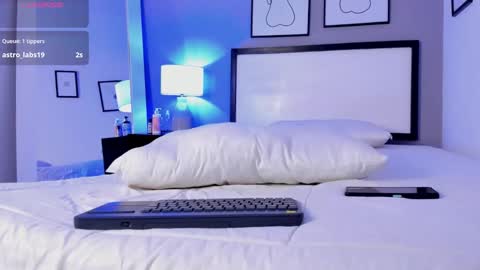 Snapshot of martinarizzi chatting on September 17, 2025, 4:03 am martina rizzi online show from September 17, 2025, 4:03 am