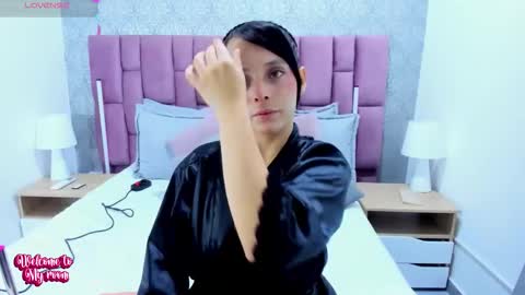 Snapshot of martinarizzi chatting on October 28, 2025, 4:16 am martina rizzi online show from October 28, 2025, 4:16 am